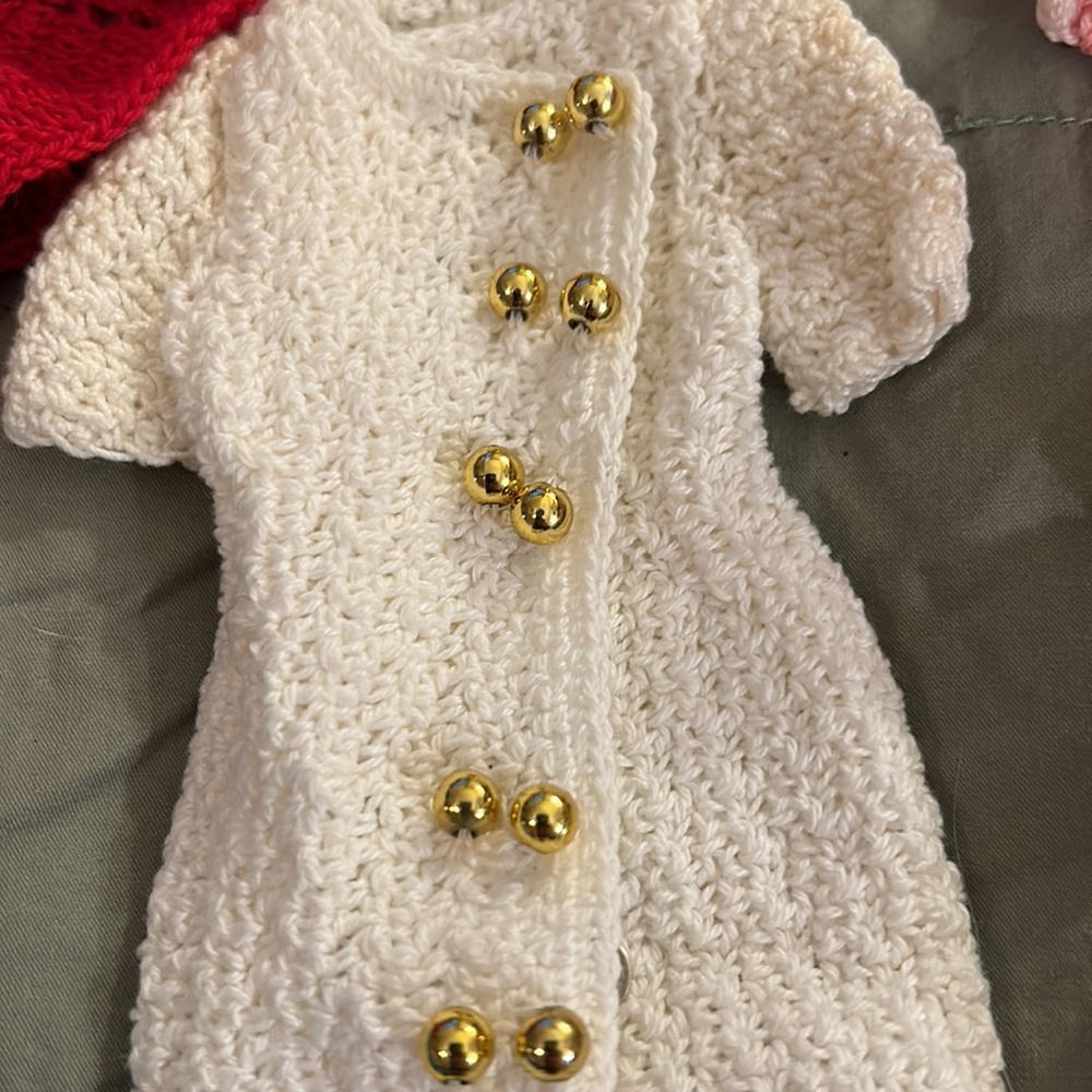 9 Handmade Barbie doll outfits - Picture 9 of 16